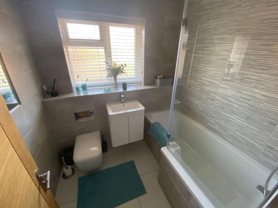 Beautiful 3 Bed Home In The Heart Of New Forest Hordle Exterior photo