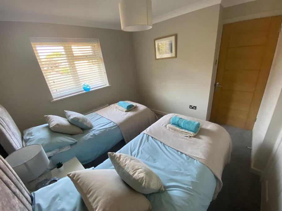 Beautiful 3 Bed Home In The Heart Of New Forest Hordle Exterior photo